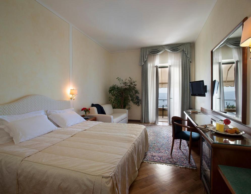 Hotel Villa Capri Гардоне-Рив'єра Номер фото